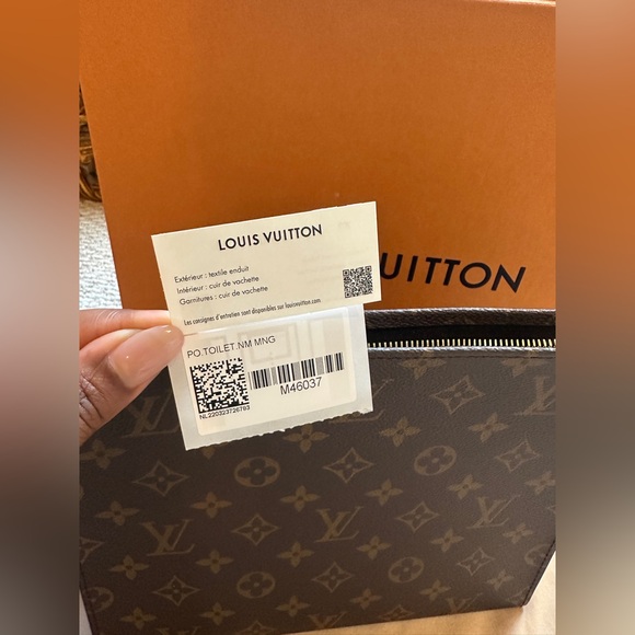 BNIB Louis Vuitton Black and Brown Monogram Sz 26 Pouch Box, Bag, Ribbon - Picture 6 of 14